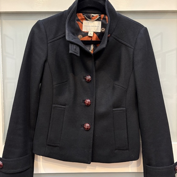 XS Black Banana Republic Short Coat Jacket with Brown Buttons - Picture 1 of 3